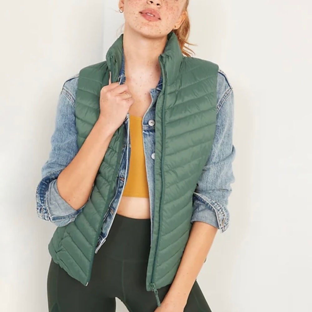 Old Navy Active Women's Green Full Zip Puffer Vest Size 2X